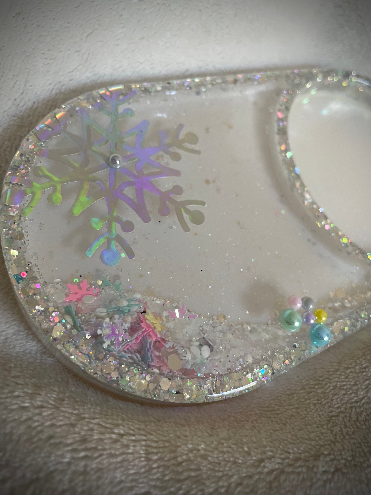 *Holo Snowflake XL Snow Globe Coaster