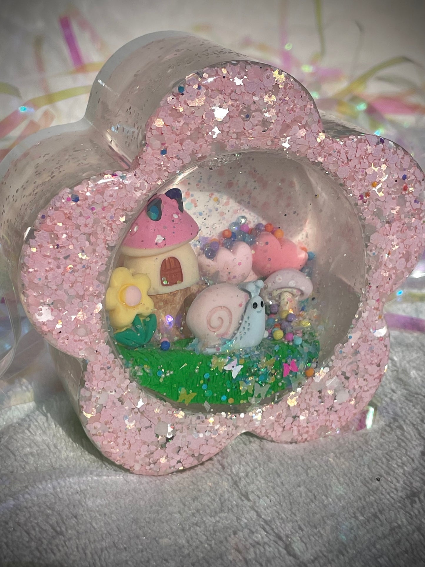 Light Pink Flower Mini Snow Globe