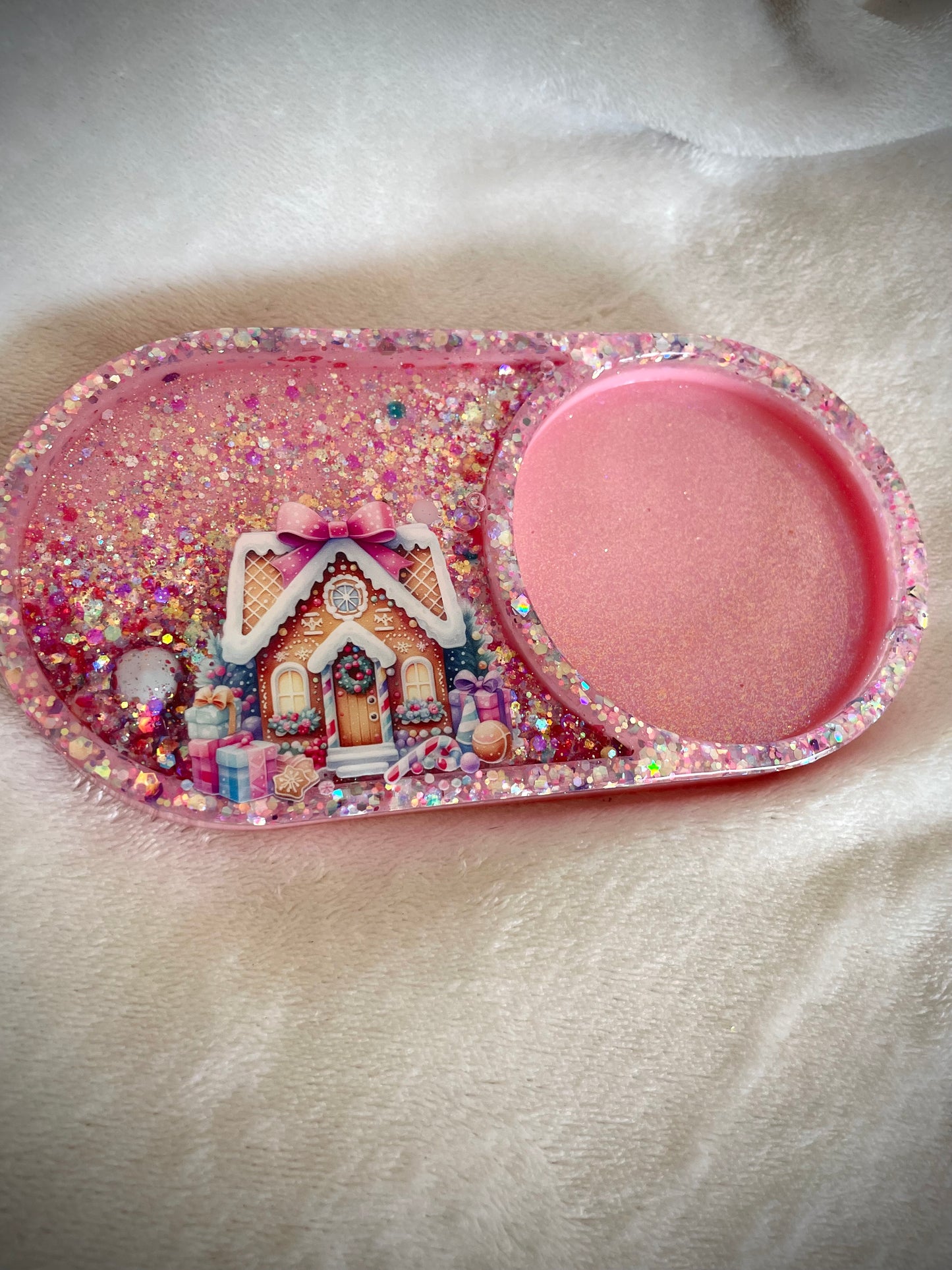 *Pink Gingerbread House XL Snow Globe Coaster
