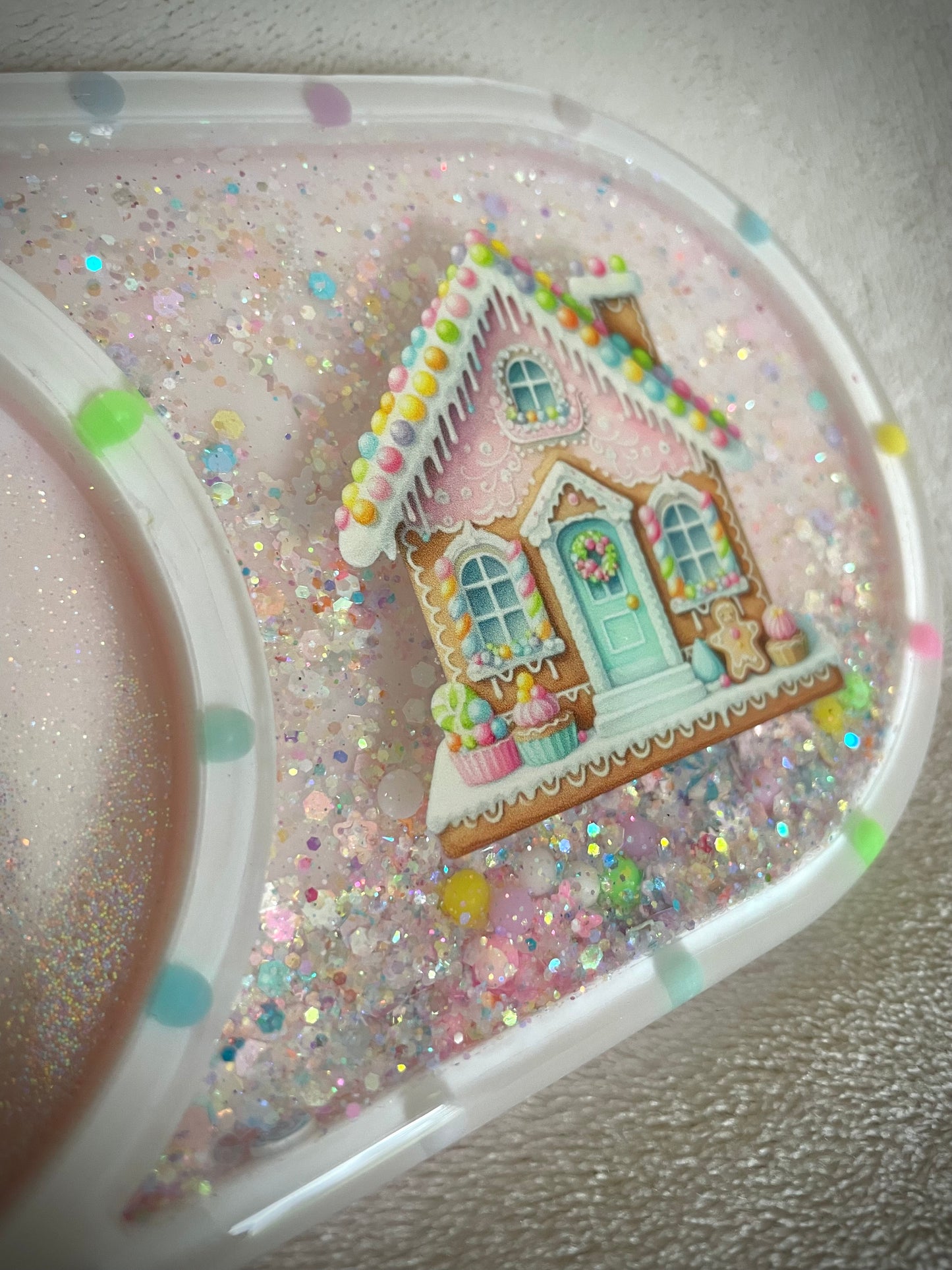 *Pastel Pink Gingerbread House XL Snow Globe Coaster