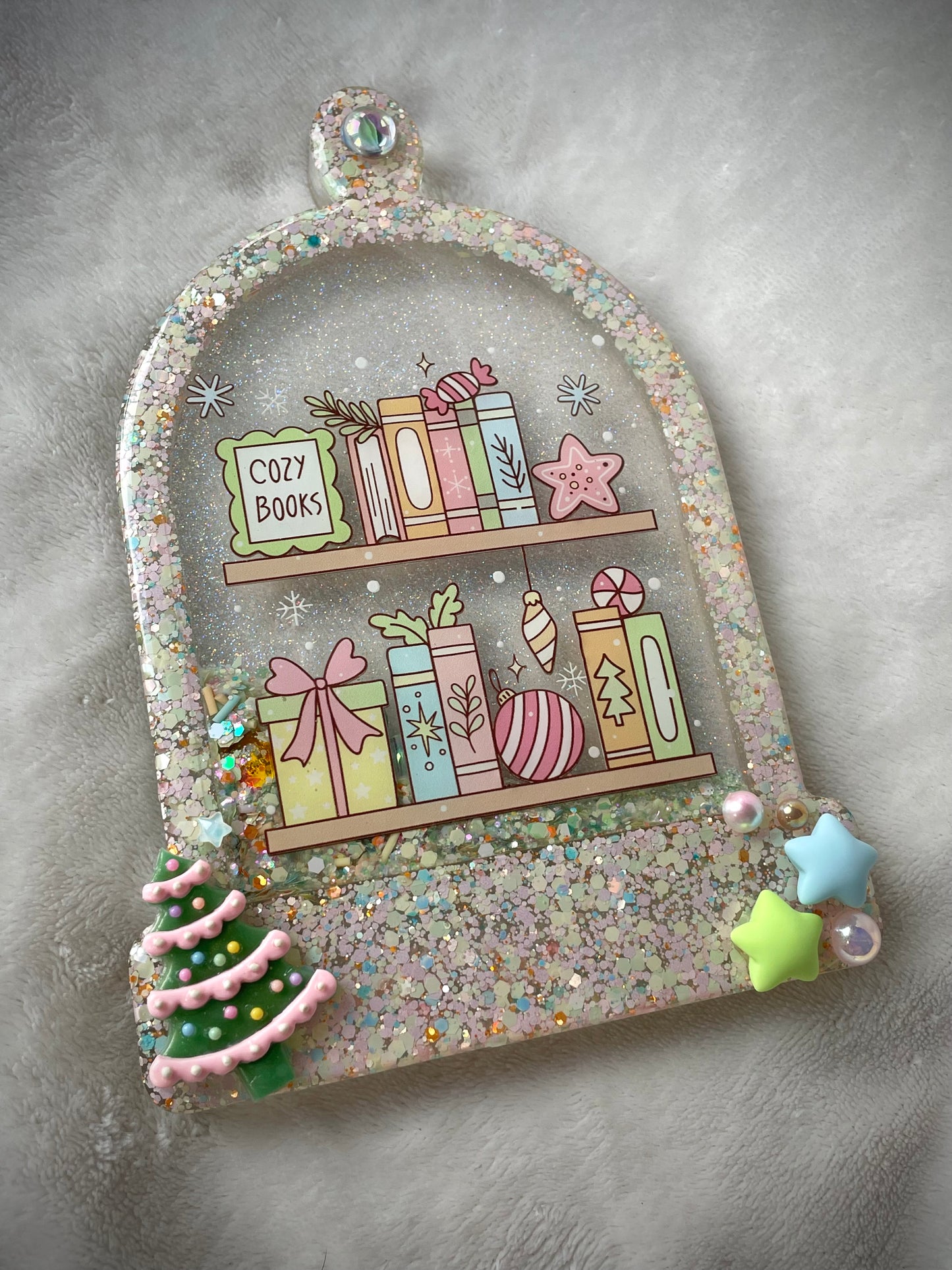 *Bookish Christmas Cloche