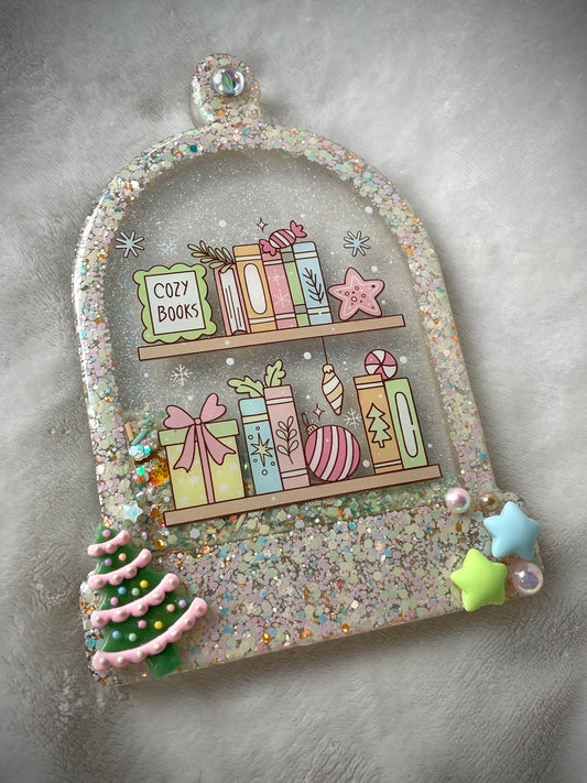 *Bookish Christmas Cloche