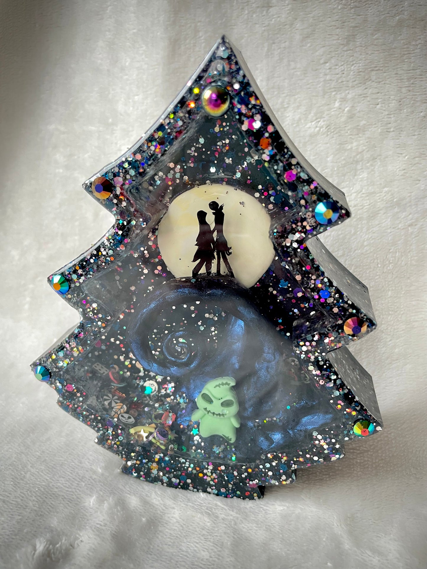 **NBC Silhouette Christmas Tree Snow Globe