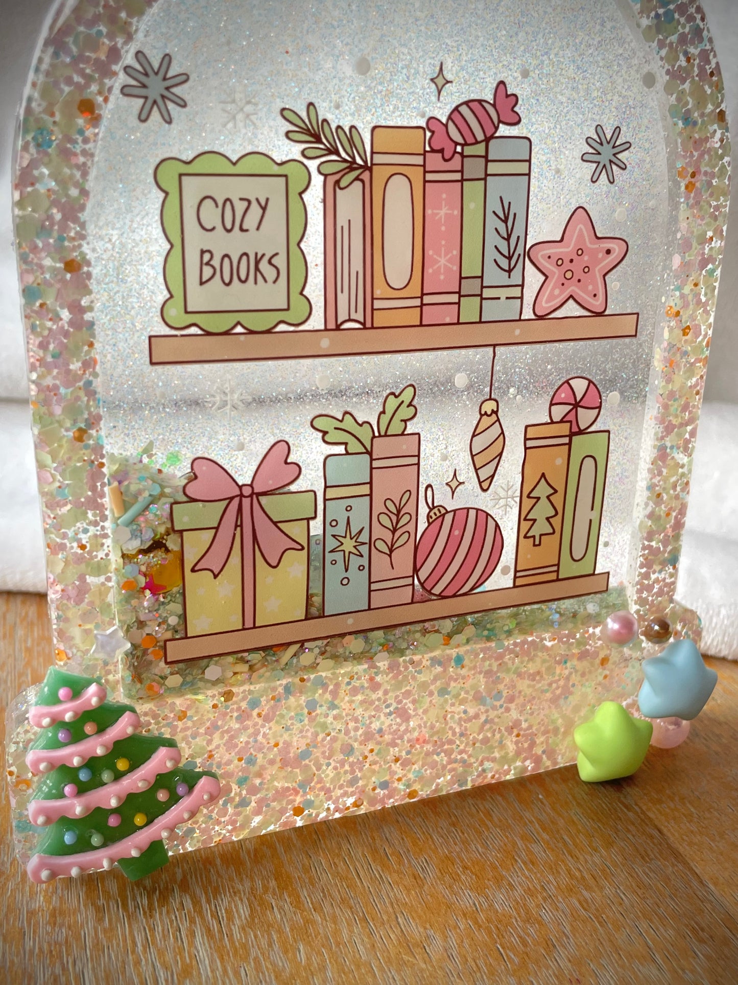 *Bookish Christmas Cloche