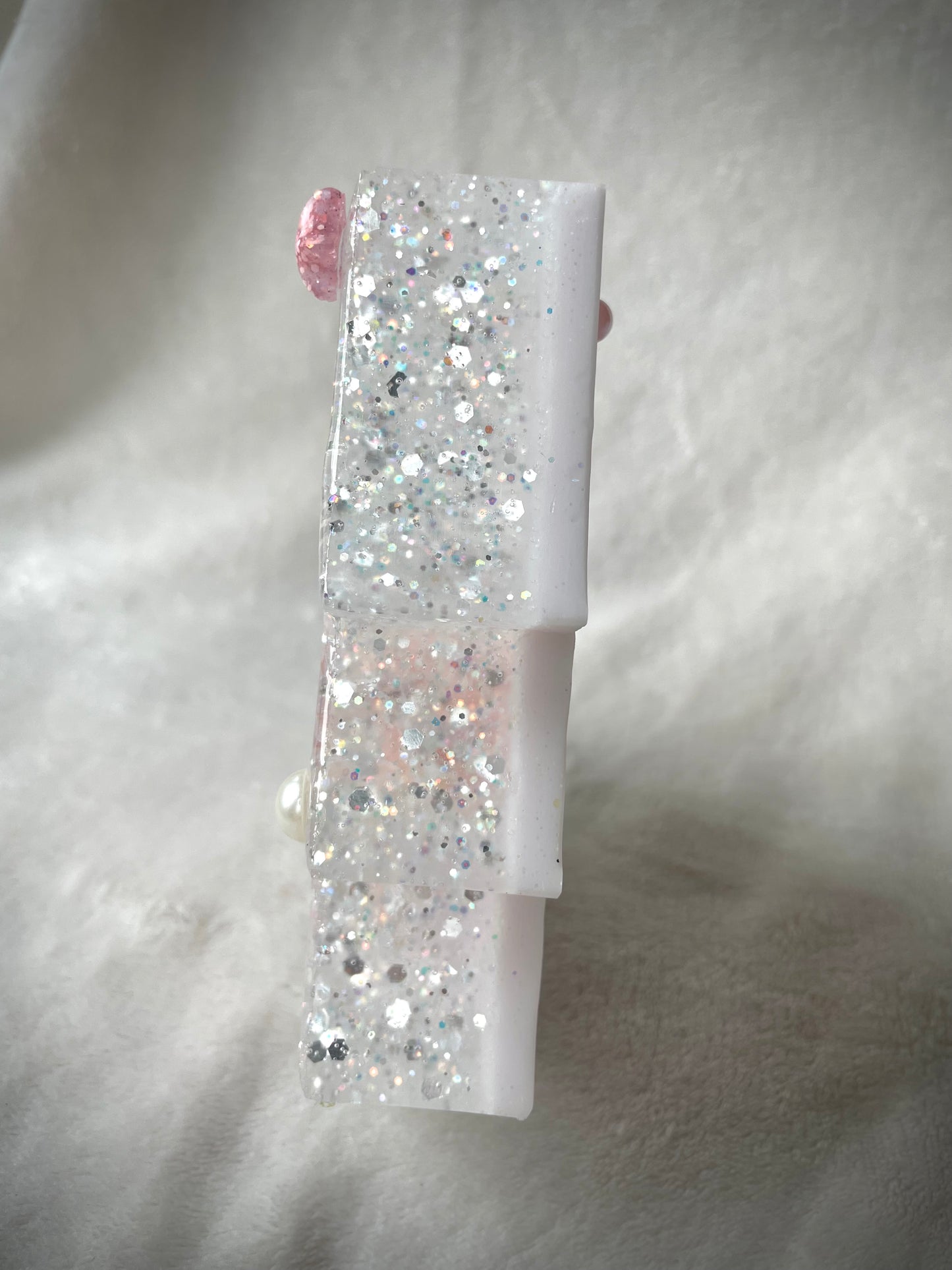 **Winter Deer Pastel Snow Globe