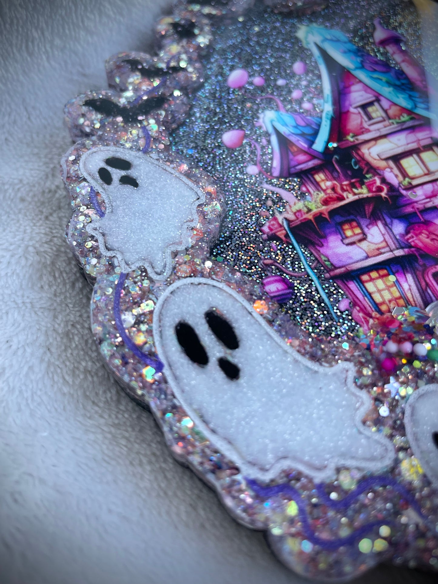 *Candy House Halloween Shaker