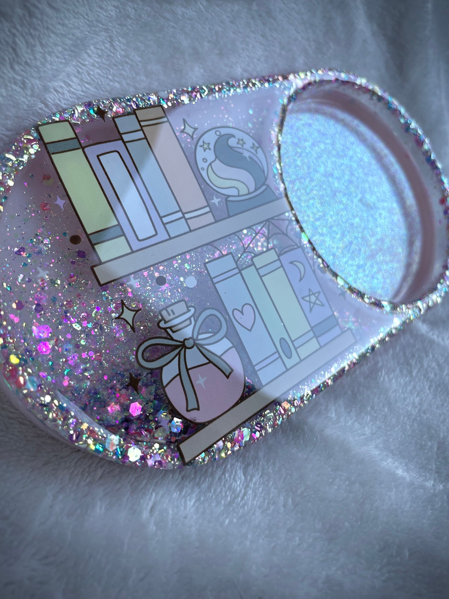 *Bookshelf XL Snow Globe Coaster