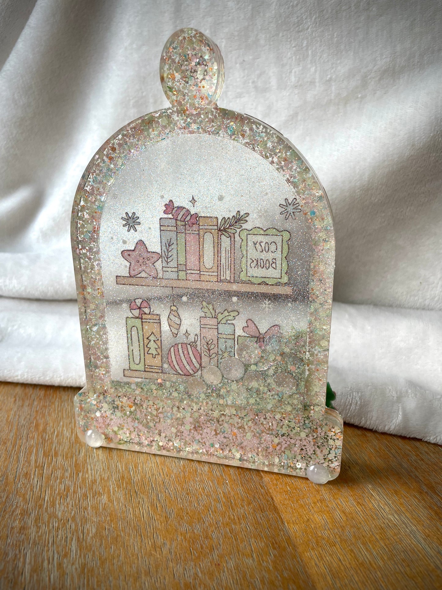 *Bookish Christmas Cloche