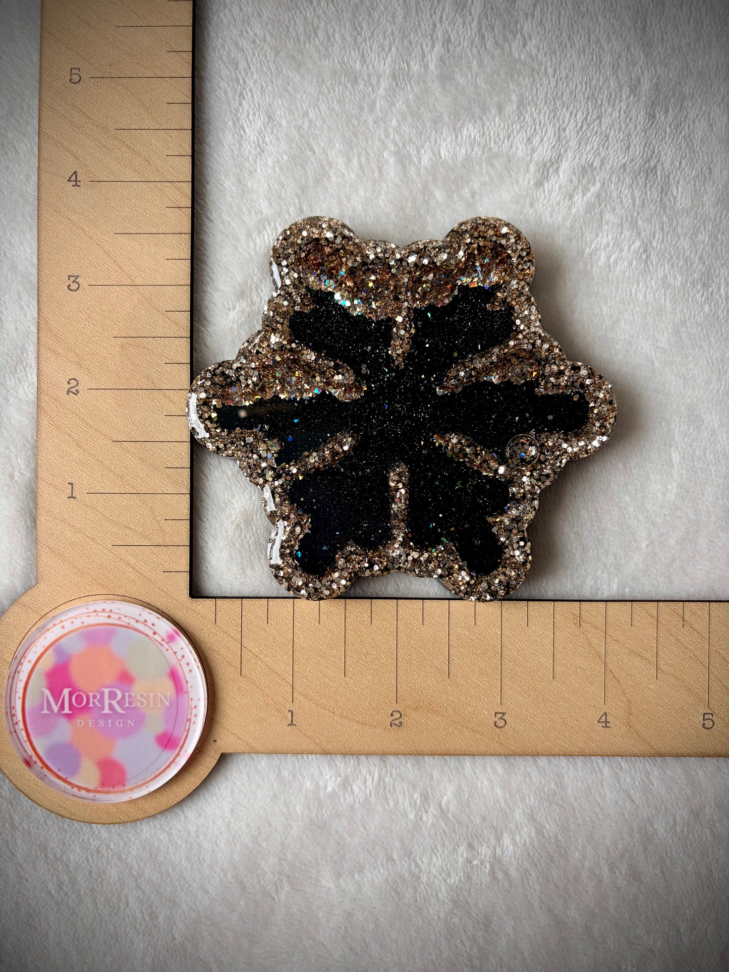 *Black/Gold Snowflake Shaker