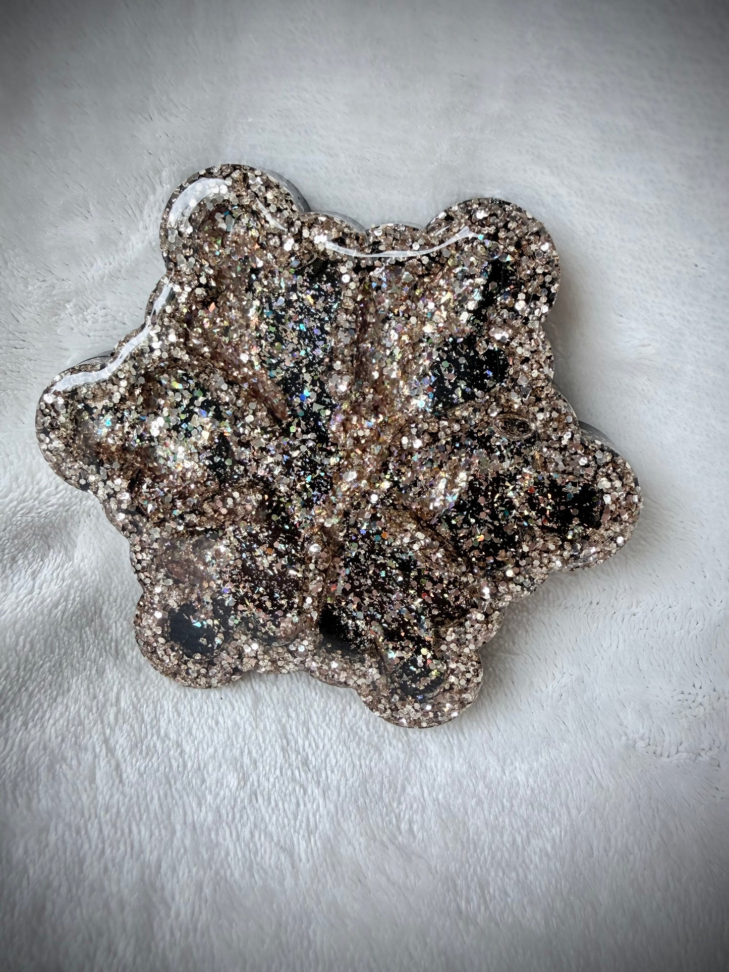 *Black/Gold Snowflake Shaker