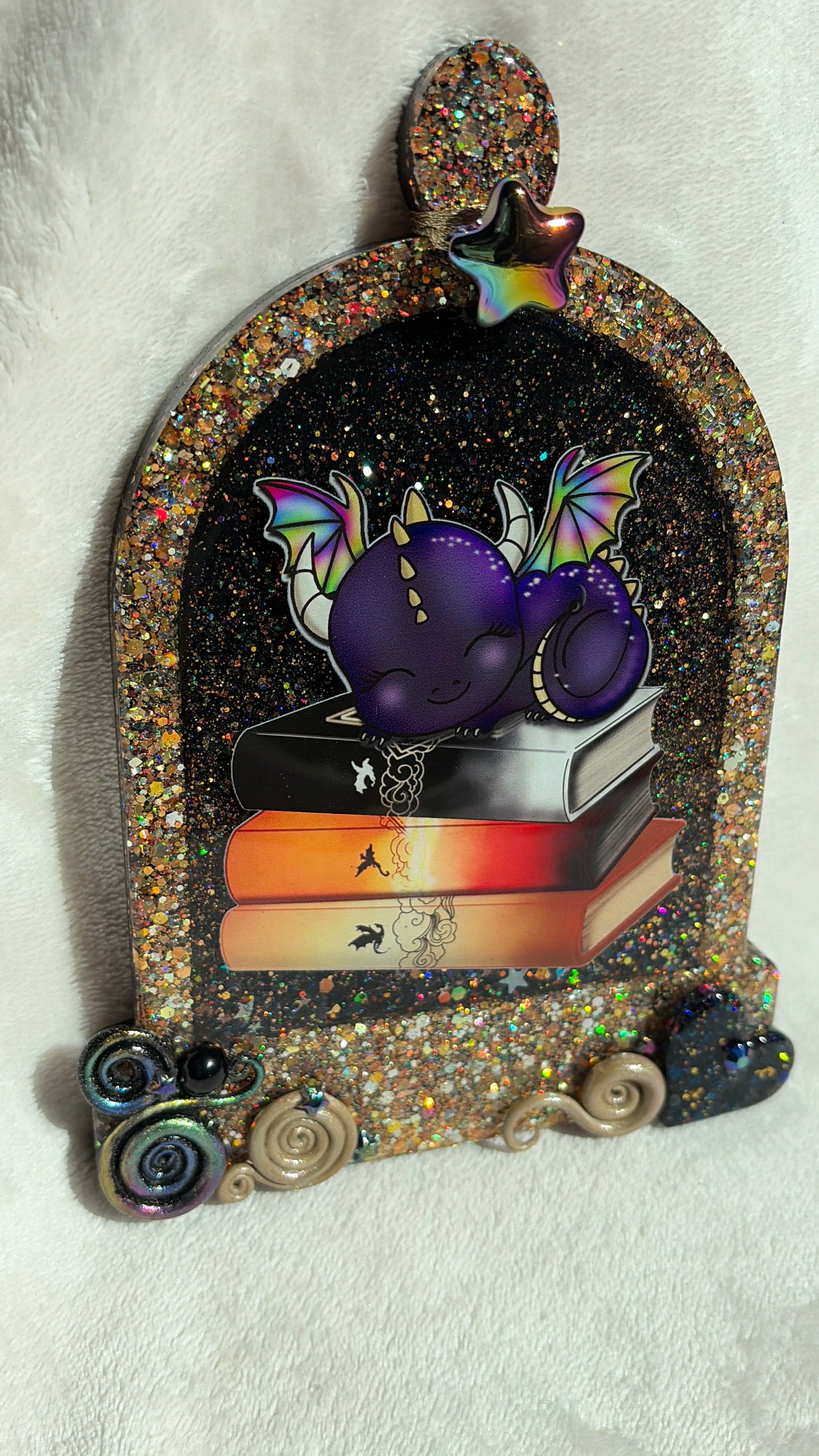 Fantasy Dragon Book Shelf Cloche