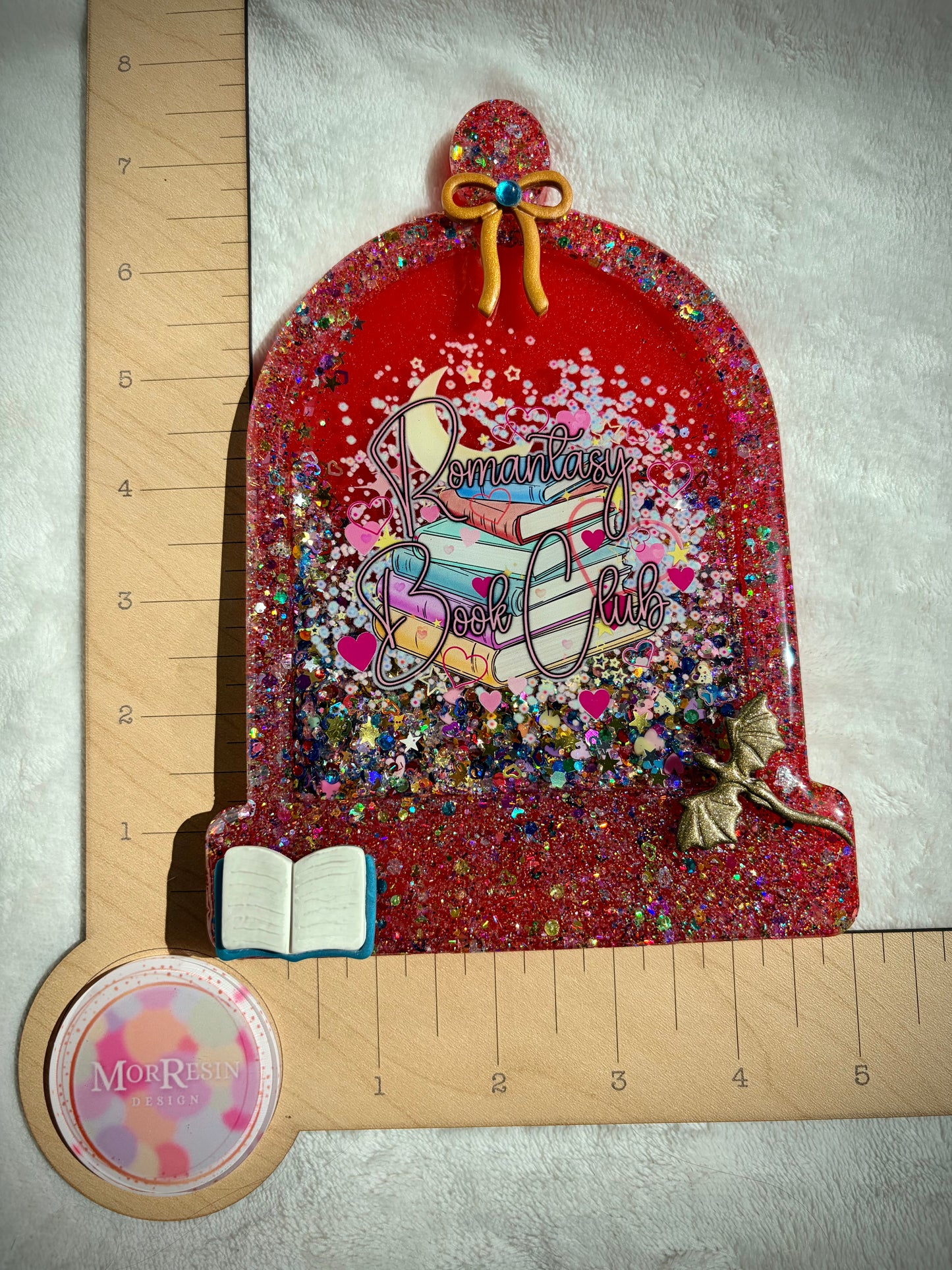*Romantasy Book Club Cloche