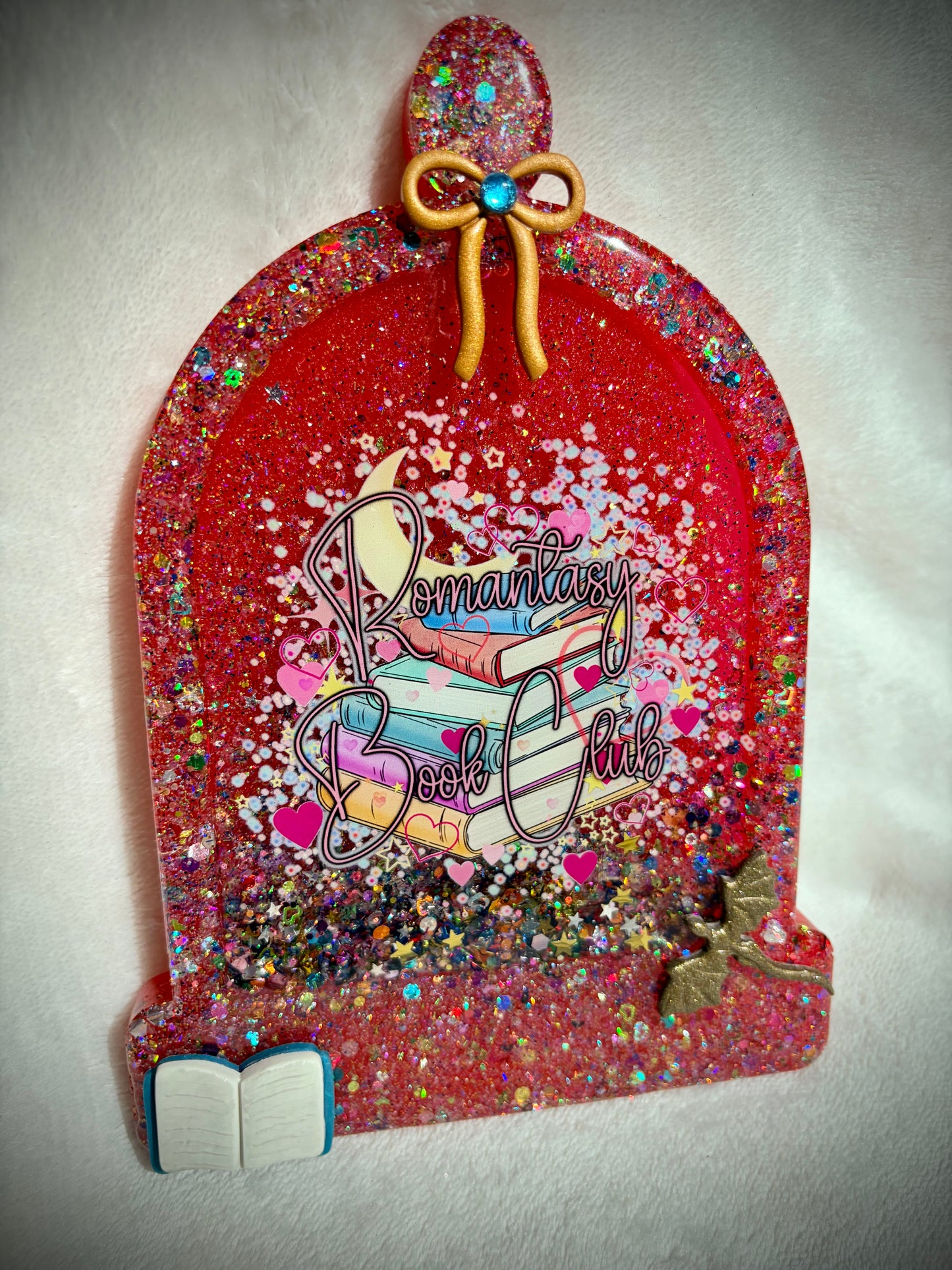 *Romantasy Book Club Cloche